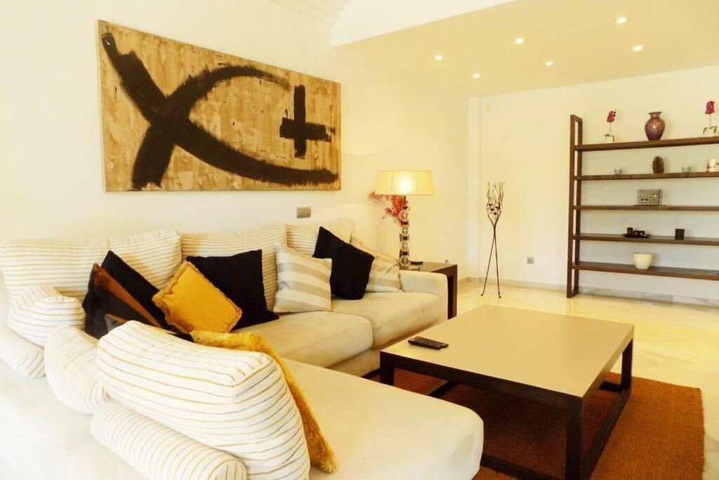 Fuente Aloha Apartment Marbella Exterior foto