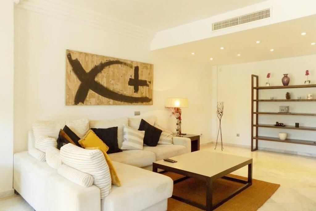 Fuente Aloha Apartment Marbella Exterior foto